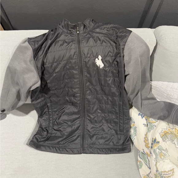 FootJoy Medium Cold Weather Jacket with Wyoming Cowboys Logo - Picture 1 of 2